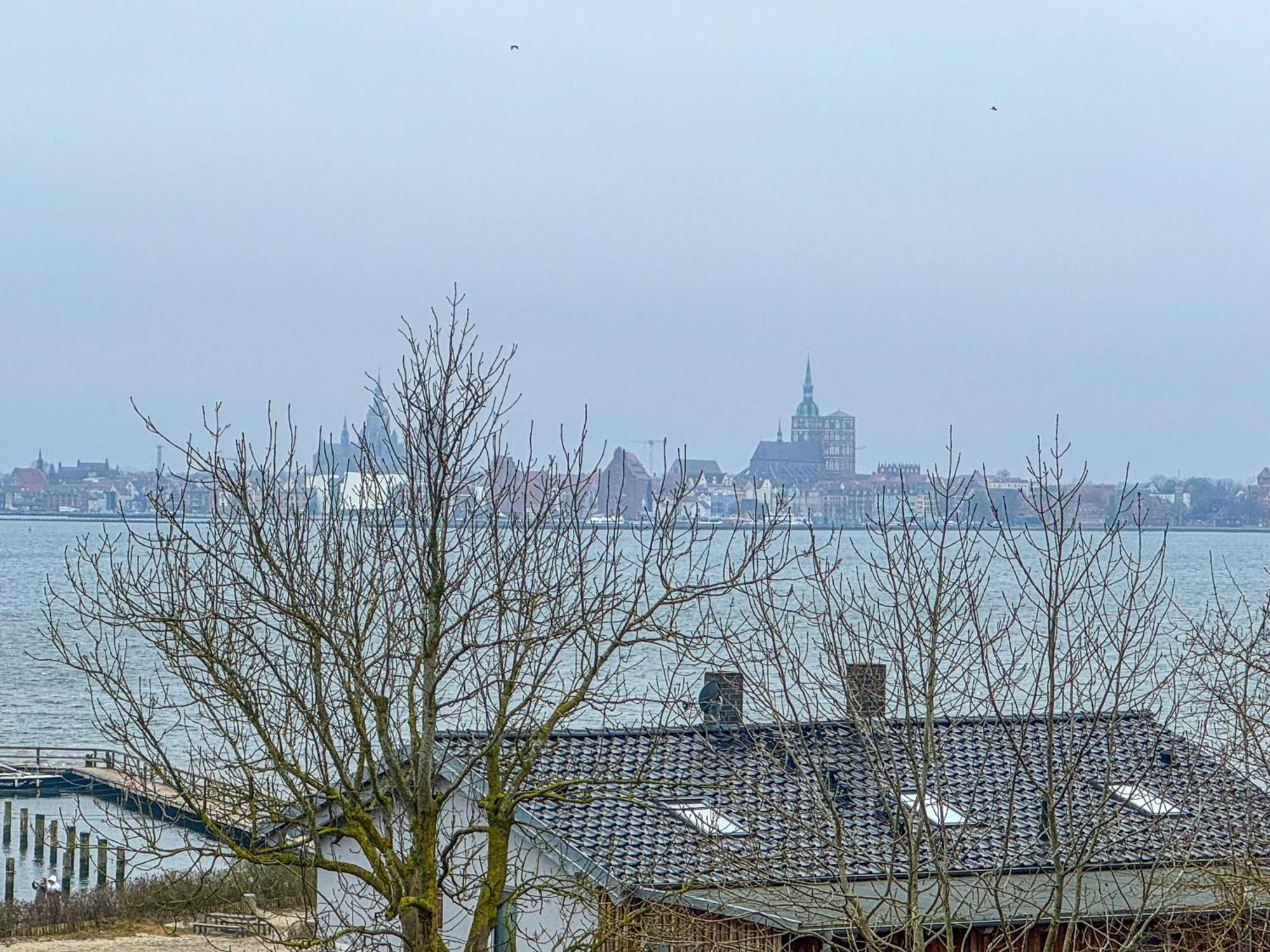 Ferienwohnung Sundueberblick - 150 Meter Zum Strand Altefahr Bagian luar foto
